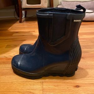 SOREL Joan Wedge Chelsea Boot